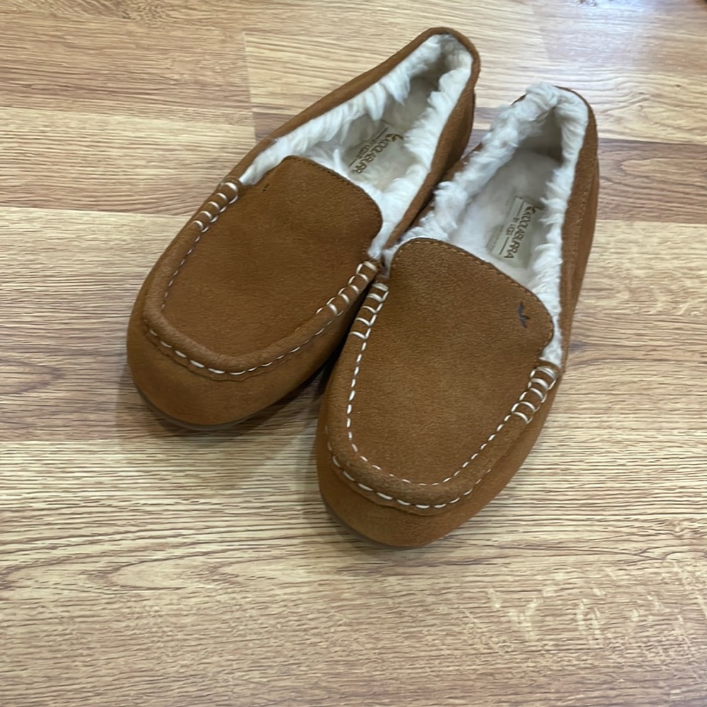 Brand new women's Koolaburra by UGG slippers, size 6.